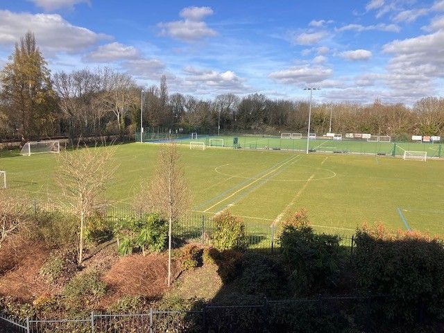 Property photo 3 of 32