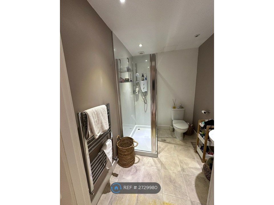 Property photo 2 of 5 Bathrrom