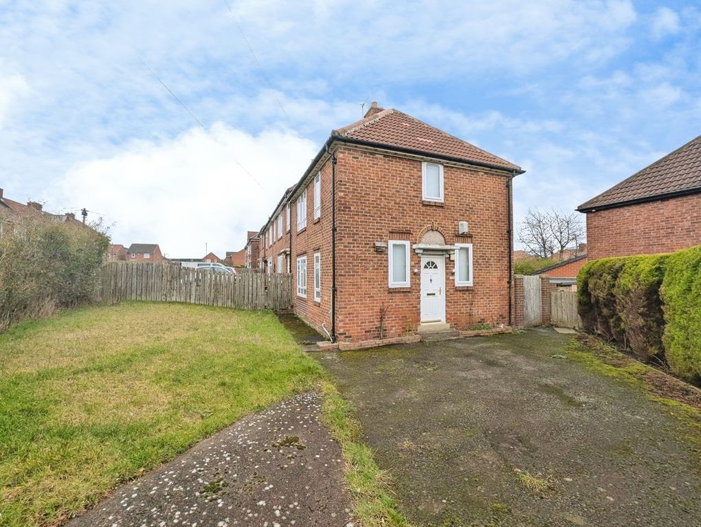 Property photo 1 of 13 Photo 5