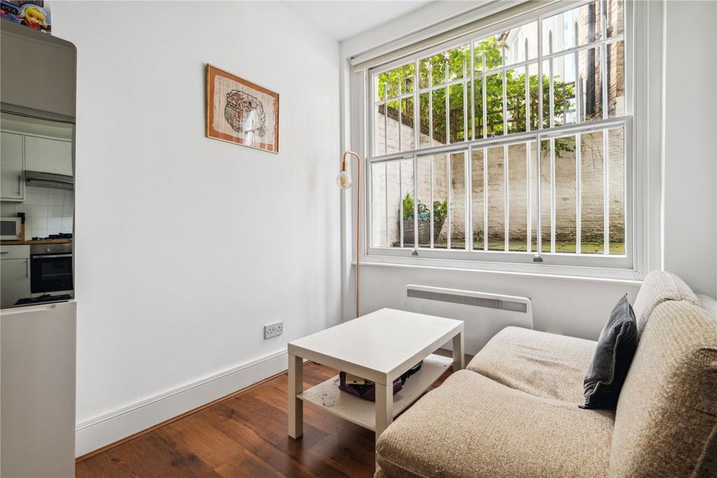 Property photo 1 of 5