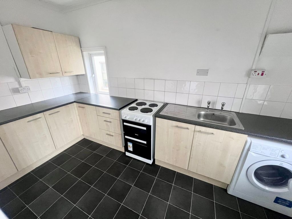 Property photo 2 of 7 View