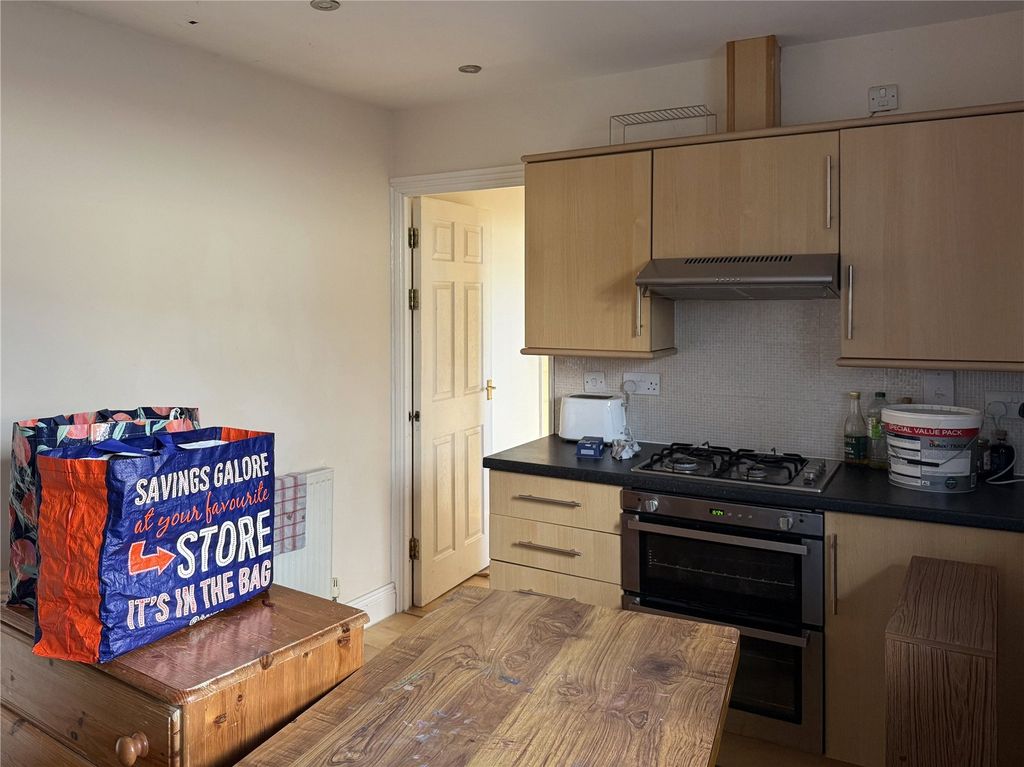 Property photo 3 of 10 Picture No. 10
