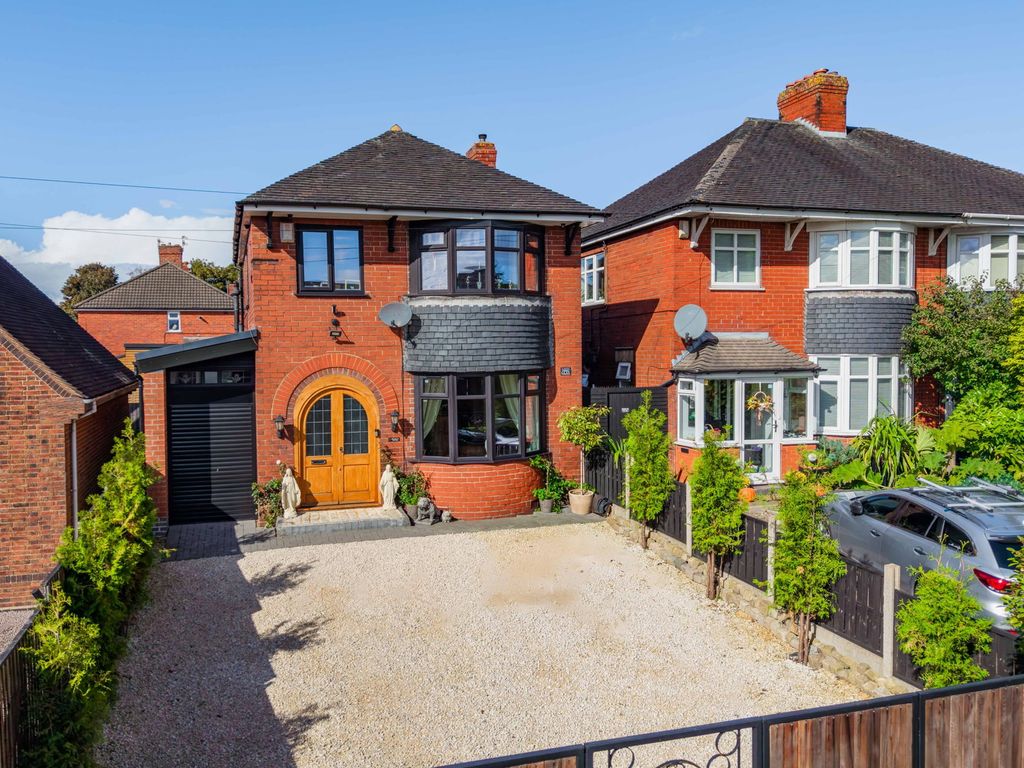 Property photo 1 of 33