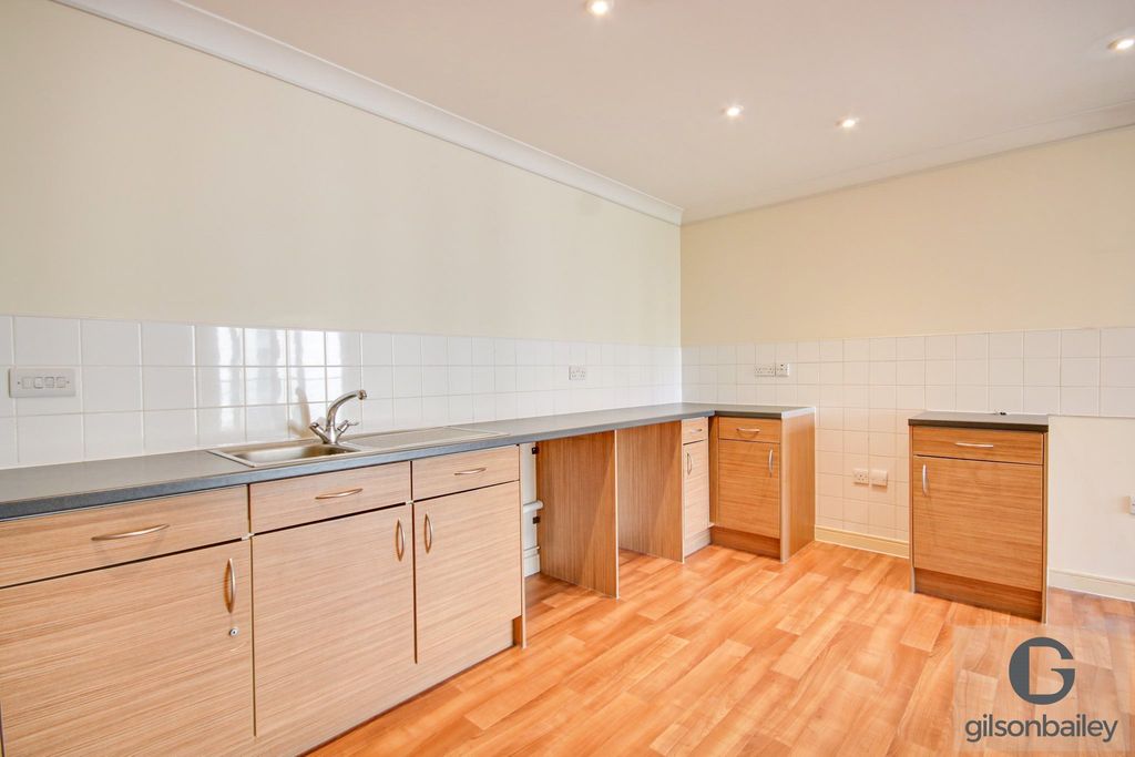 Property photo 3 of 8 Img_1726-Img_1728-2