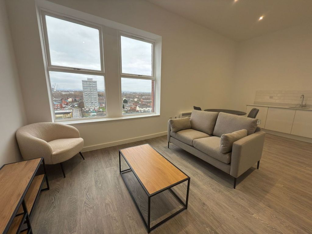 Property photo 3 of 11