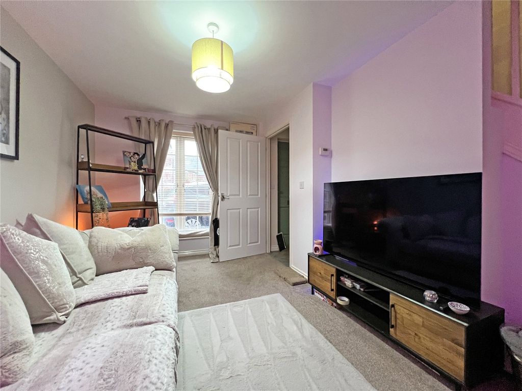 Property photo 2 of 13 Picture No. 14