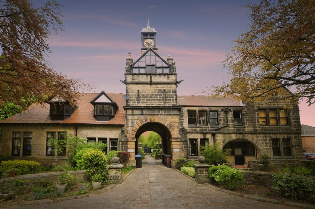 Property photo 1 of 17