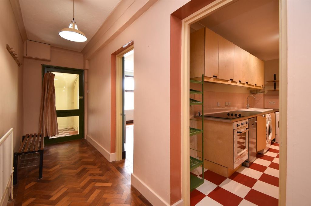 Property photo 3 of 22 Hallway