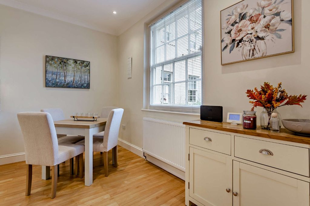 Property photo 3 of 18 Picture No. 40