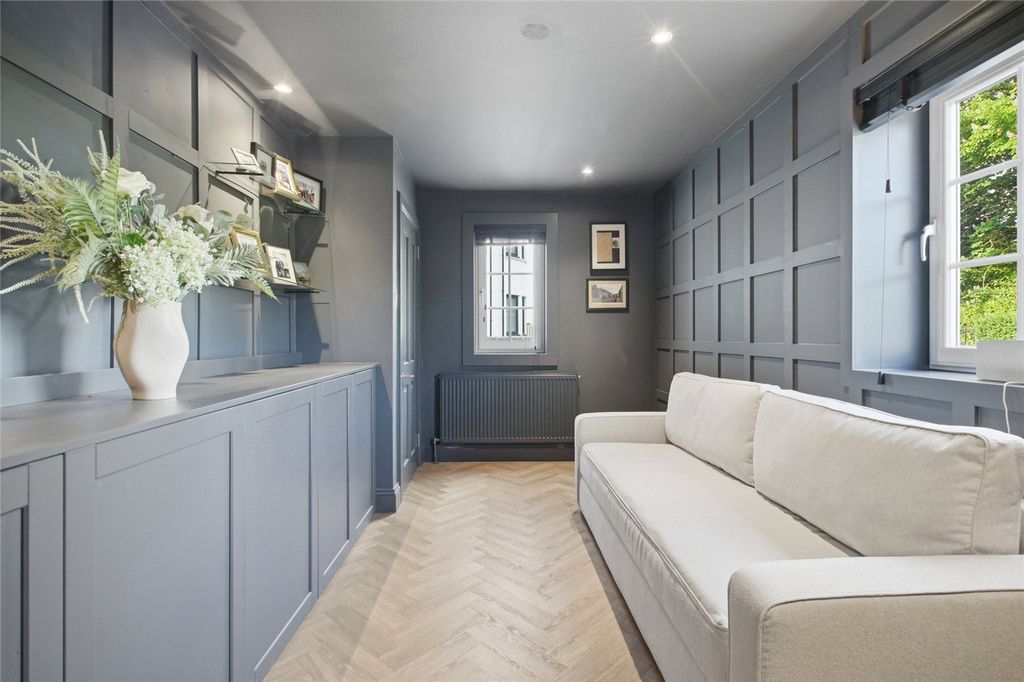 Additional image 13 of 4 bed detached house for saleLymekilns, 6 Wellknowe Road, Thorntonhall, Glasgow G74