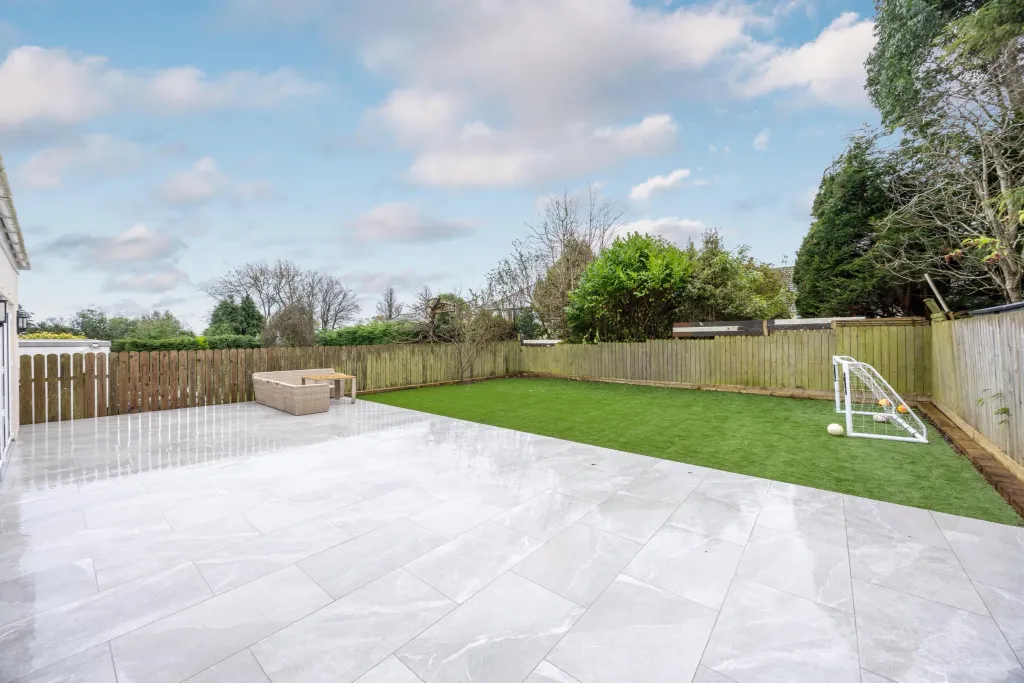 Property photo 3 of 34