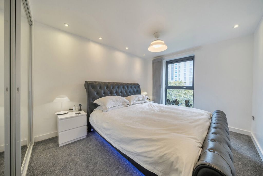 Property photo 3 of 24 Picture No. 26