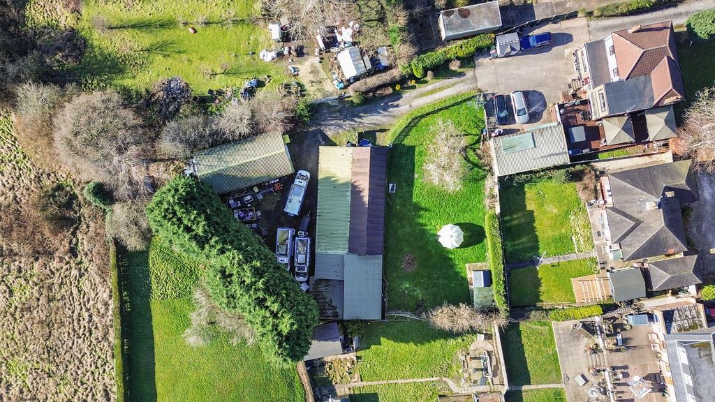 Property photo 1 of 37 Outbuildings &amp; Stables.Jpg