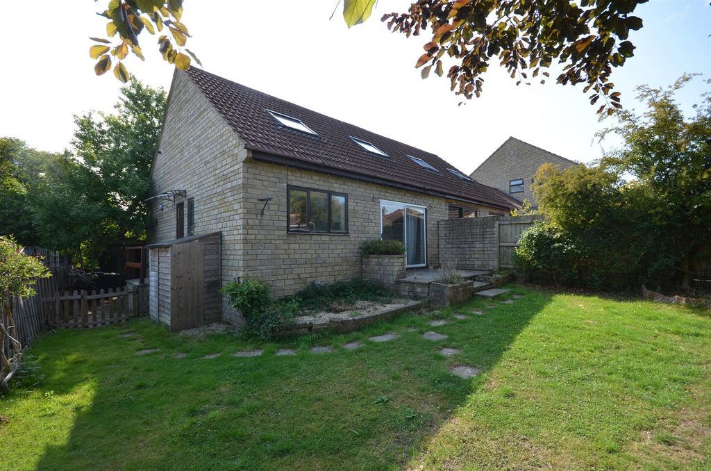 Property photo 1 of 12 Side And Rear