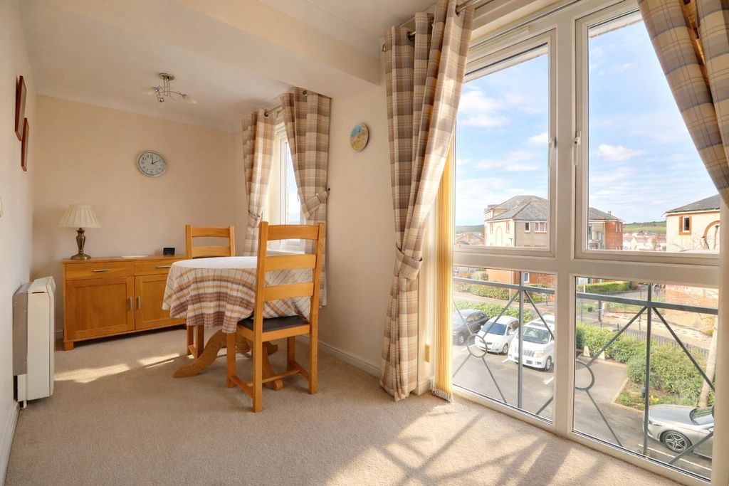 Property photo 1 of 8 1 - Picture No. 07