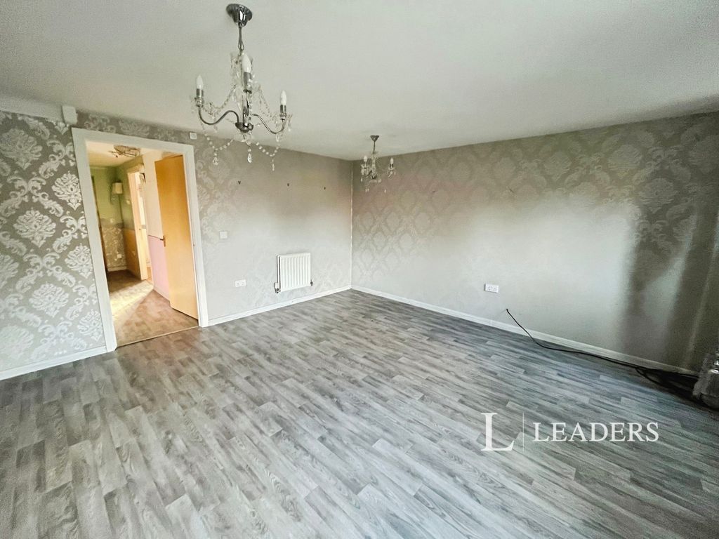 Property photo 3 of 18 Pbox-Img.Jpg