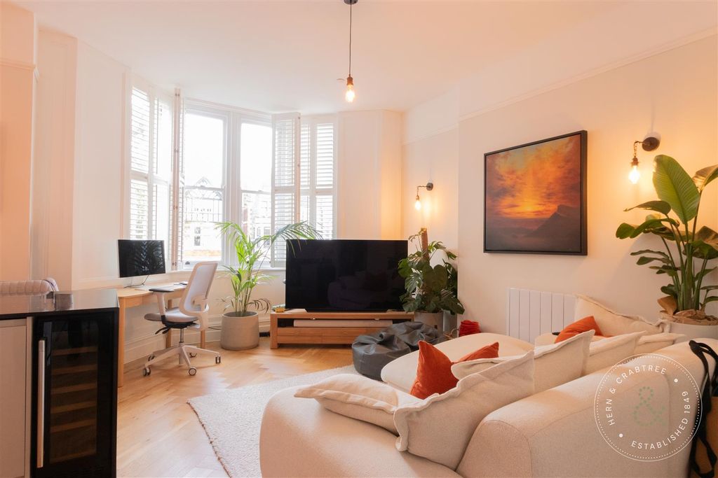 Property photo 2 of 8 Img_6108-2.Jpg