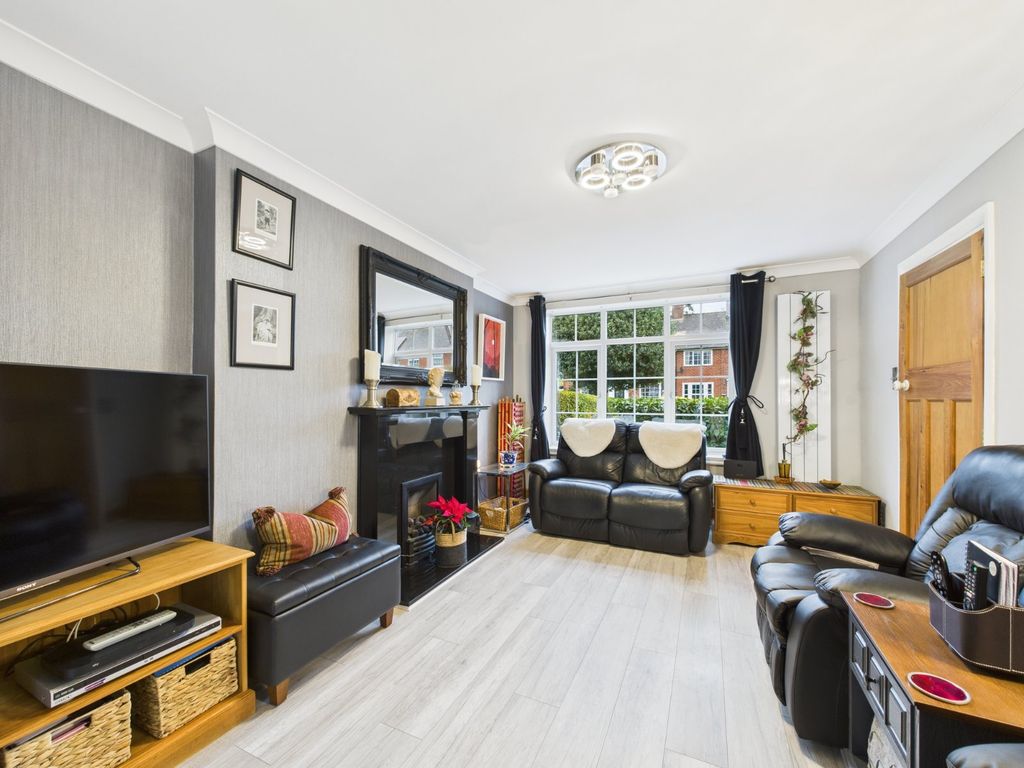 Property photo 2 of 20 Picture No. 11