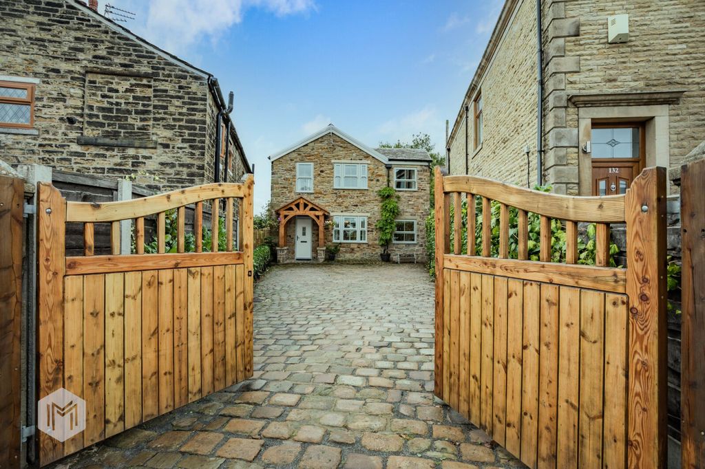 Property photo 1 of 28 Picture No. 02