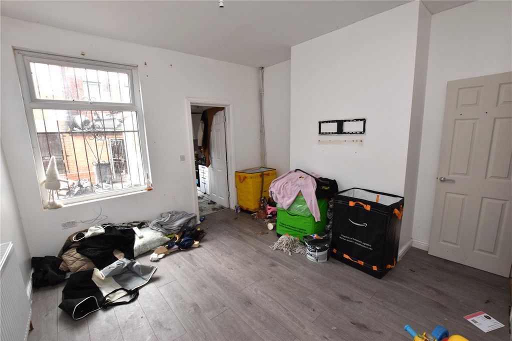 Property photo 3 of 12 Picture No. 03