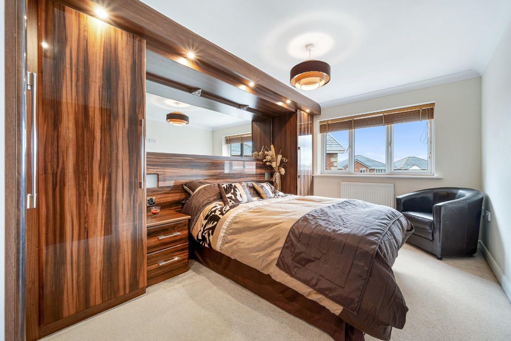 Additional image 26 of 6 bed property for saleMoorlands Court, Darwen BB3