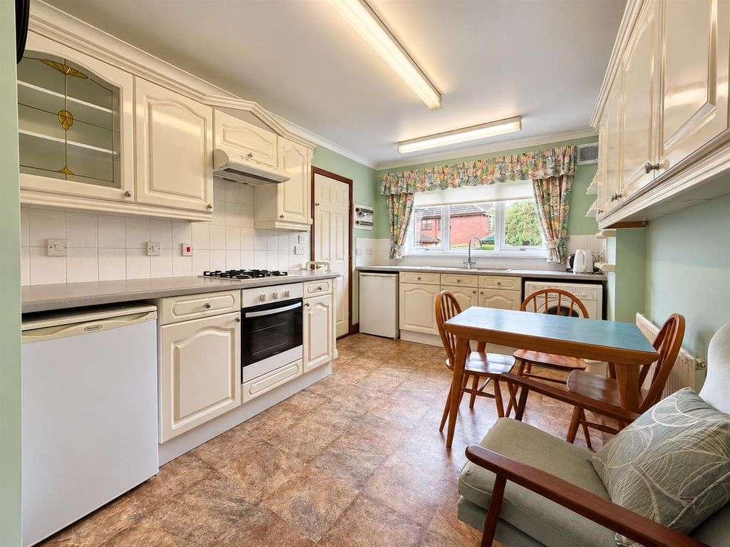 Property photo 3 of 20 4Eb84D61-45F1-4709-B329-42691F9F05D5.Png