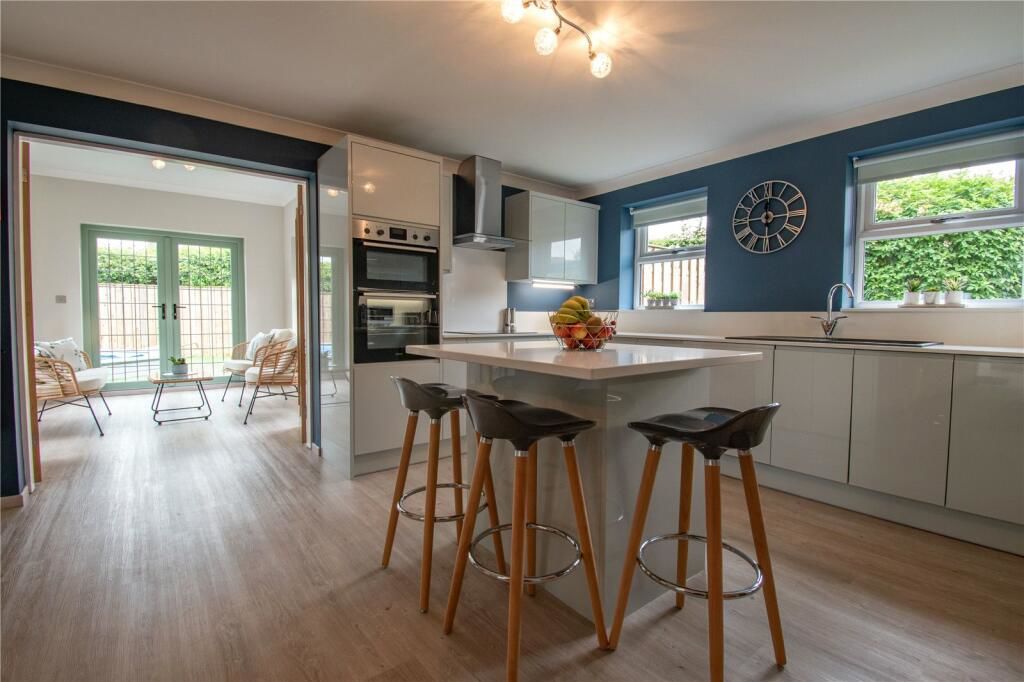 Property photo 3 of 40 Photo 3