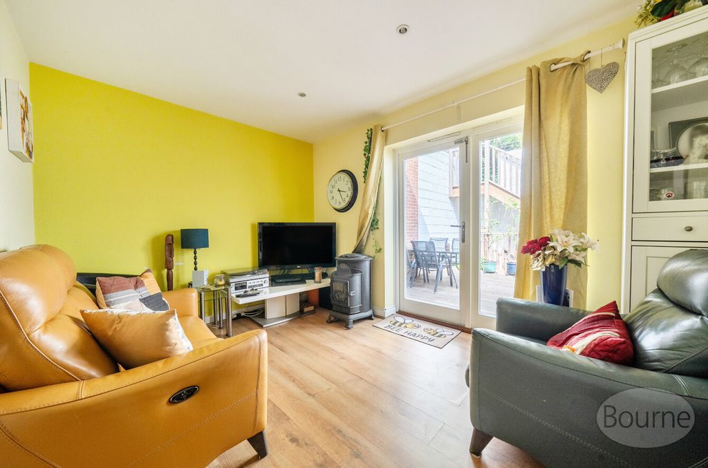 Property photo 2 of 19 Edb5830c-3948-412...