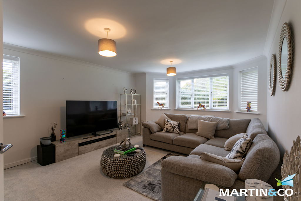 Property photo 2 of 11 Picture2