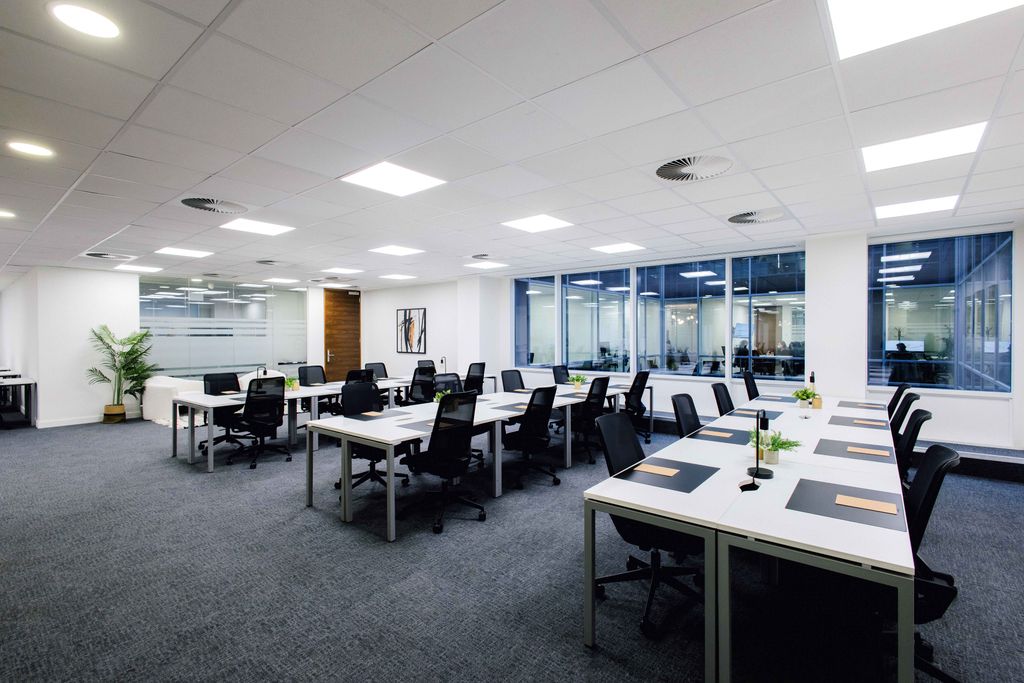 Property photo 1 of 9 Office - Large