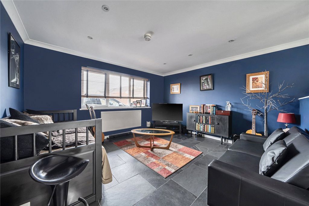 Property photo 2 of 10 Picture No. 03