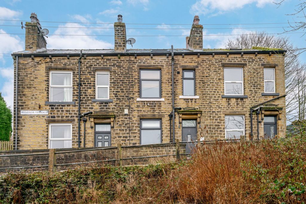 Property photo 1 of 31