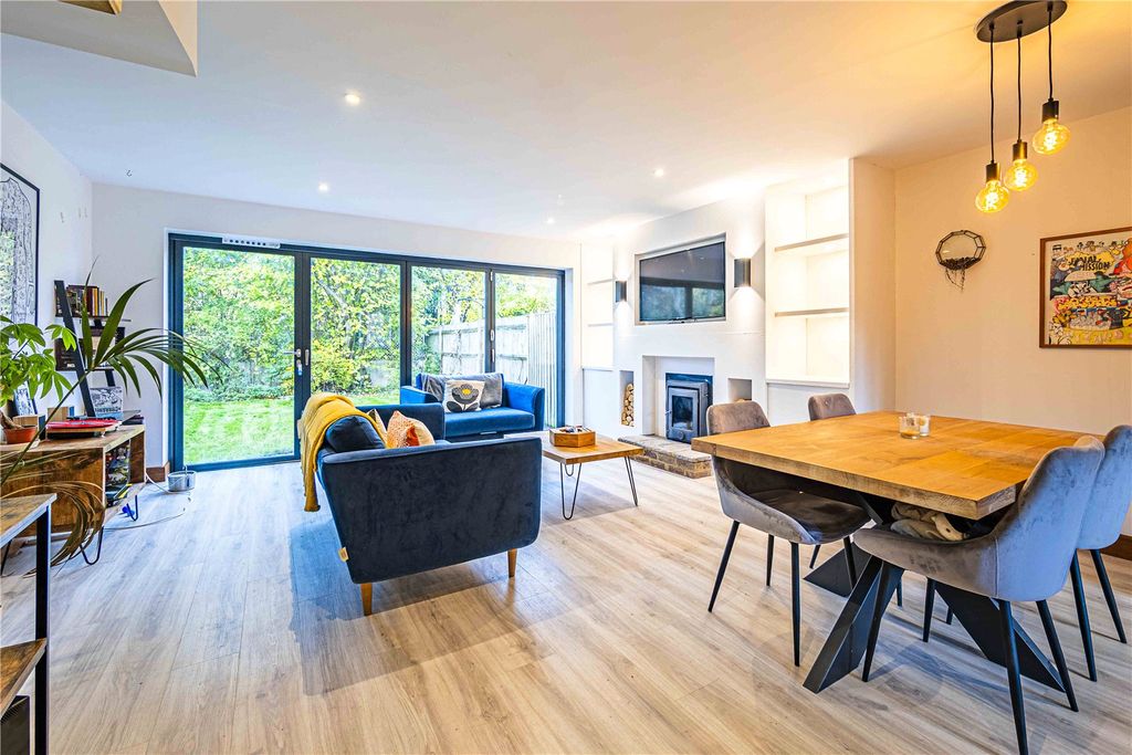 Property photo 3 of 18 Picture No. 28