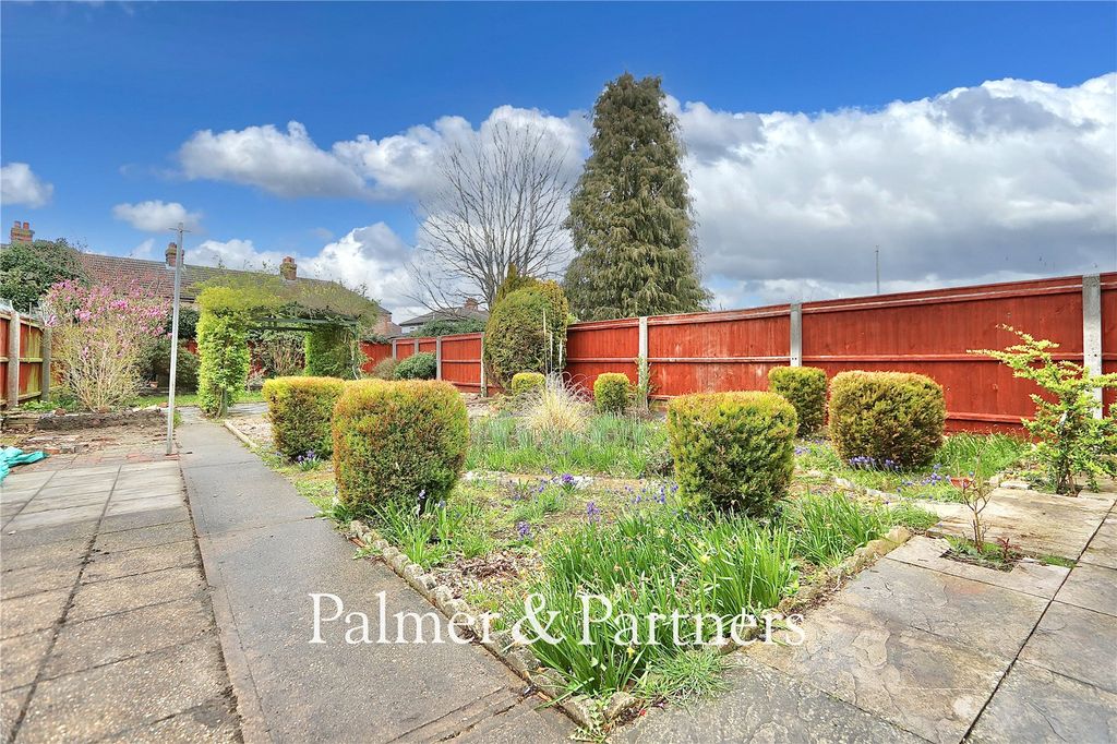 Property photo 2 of 28 Picture No. 02