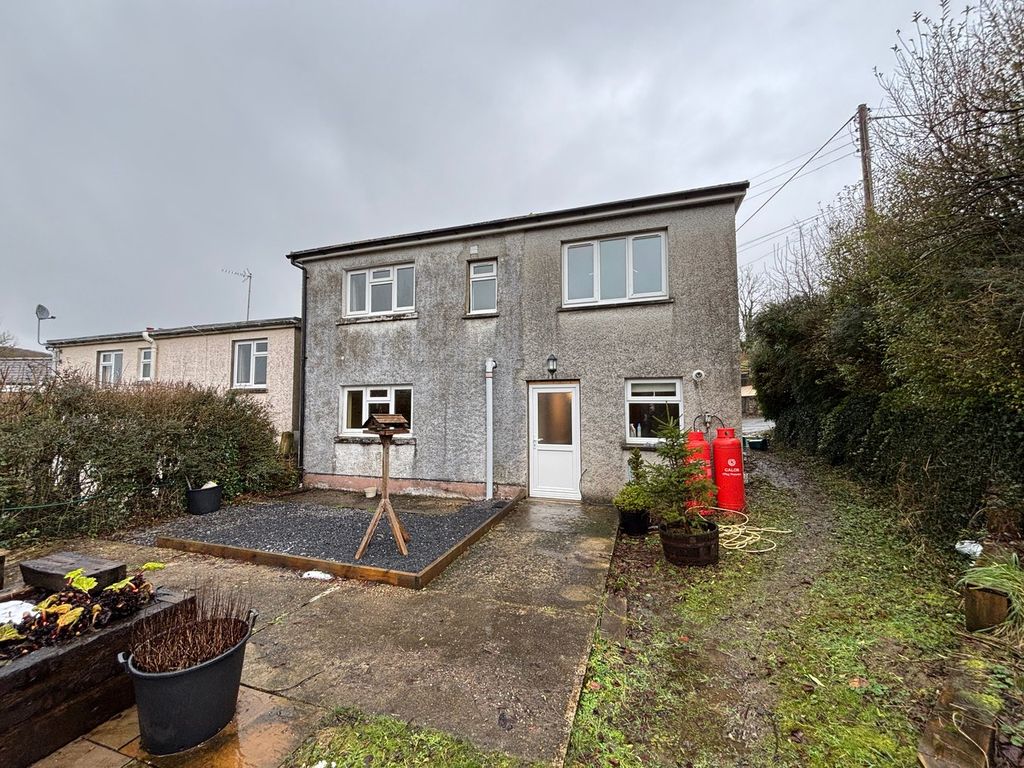 Property photo 2 of 22