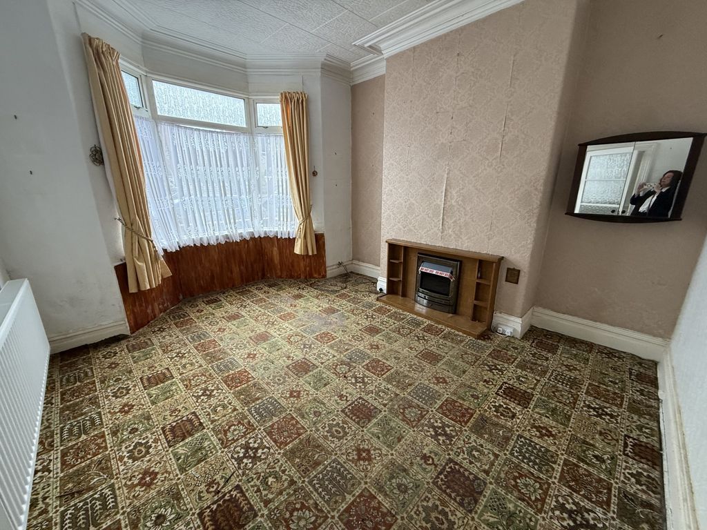 Property photo 2 of 13 Img_2293