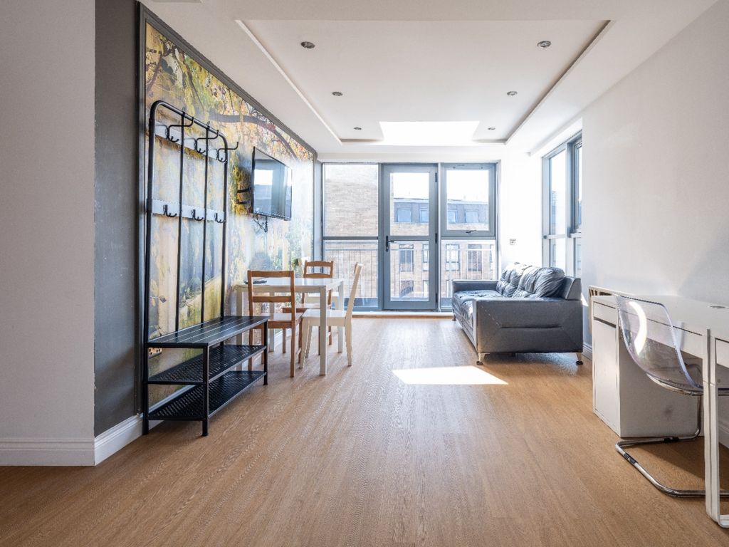 Property photo 1 of 7 3634731