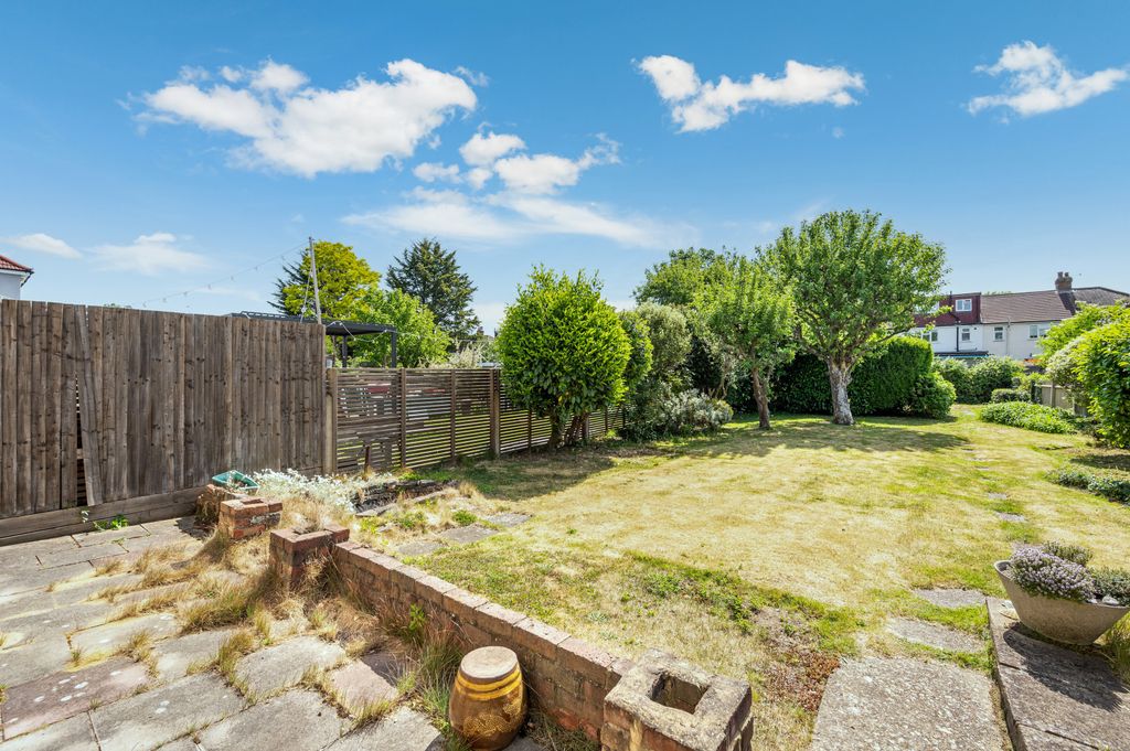 Property photo 1 of 16 Picture No. 10