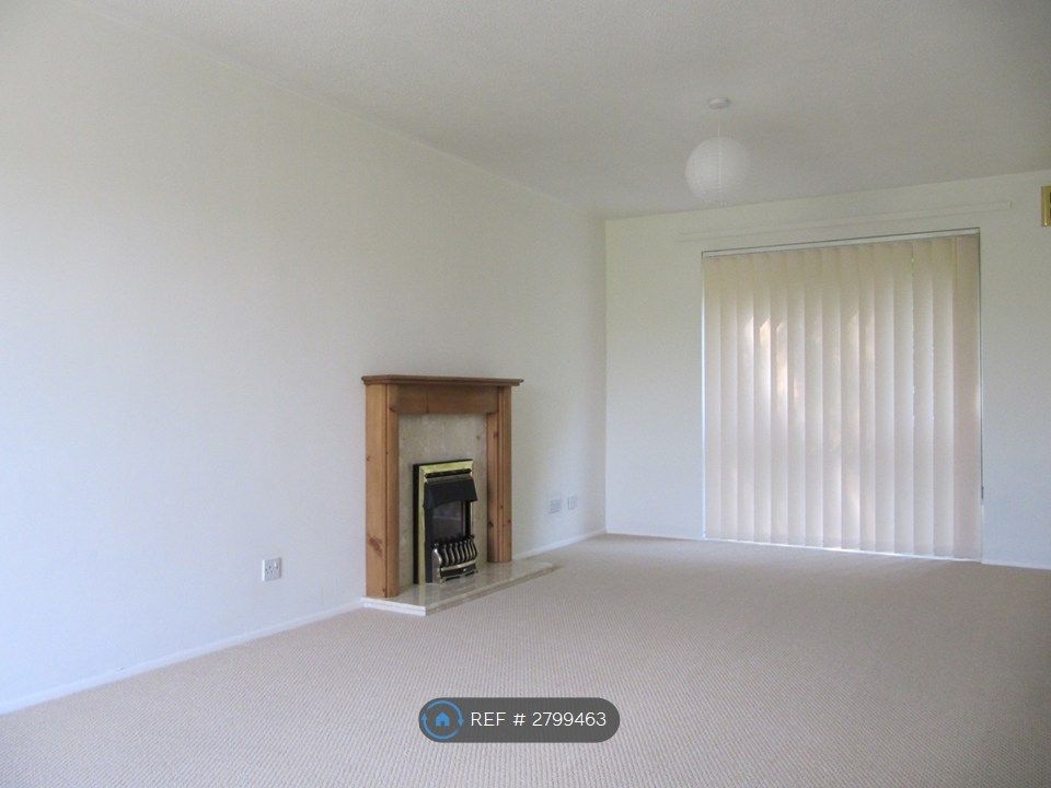 Property photo 2 of 7 Lounge