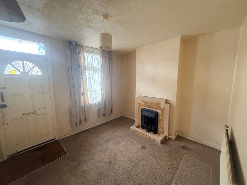 Property photo 3 of 12 Picture No. 14