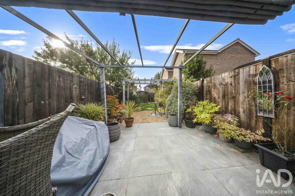 Property photo 3 of 20