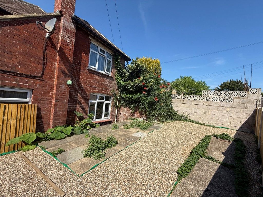 Property photo 2 of 12 Courtyard Garden