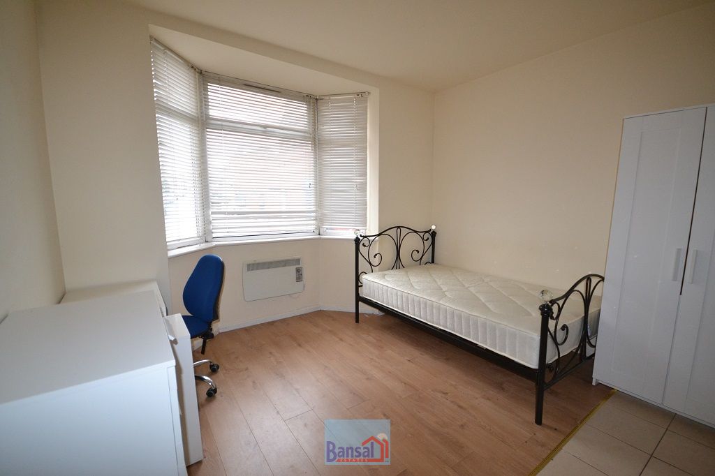 Property photo 2 of 4