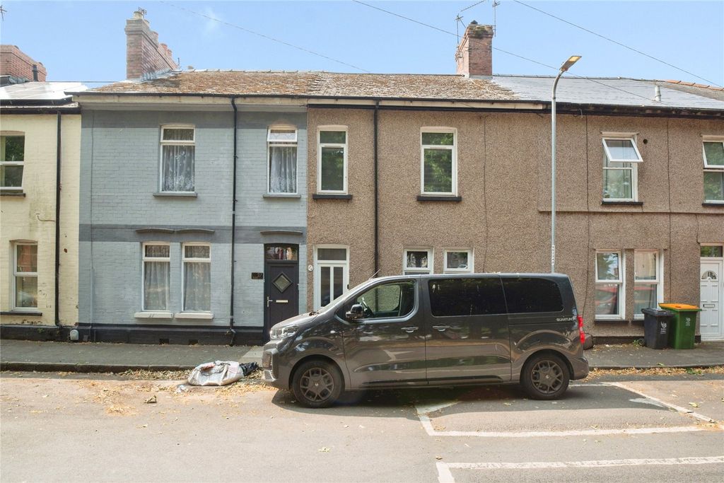 Property photo 1 of 14 Front