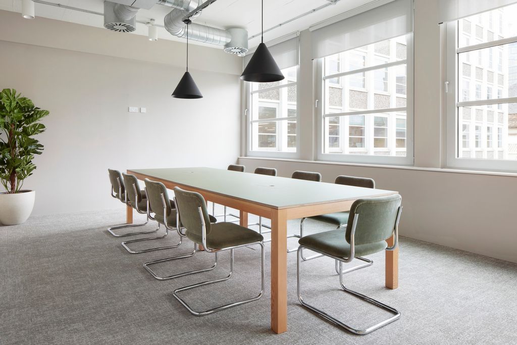 Property photo 3 of 18