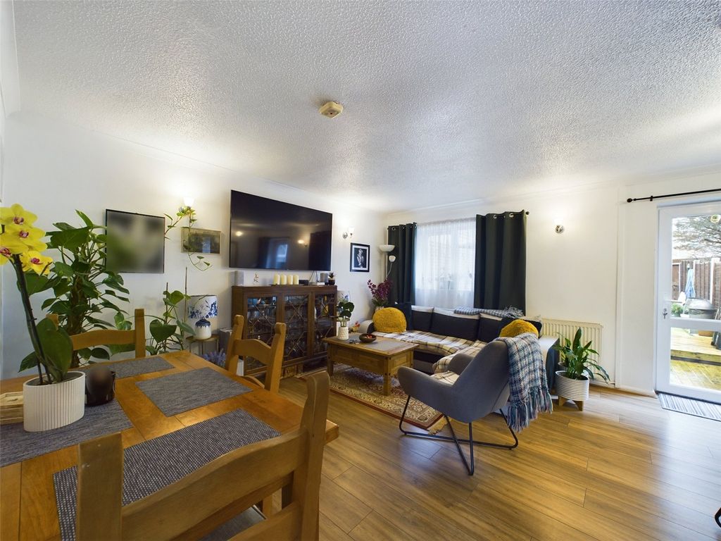 Property photo 2 of 12 Picture No. 03