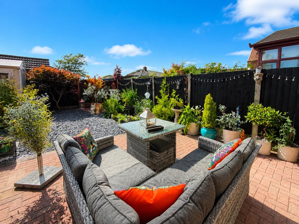 Property photo 2 of 14 5311641