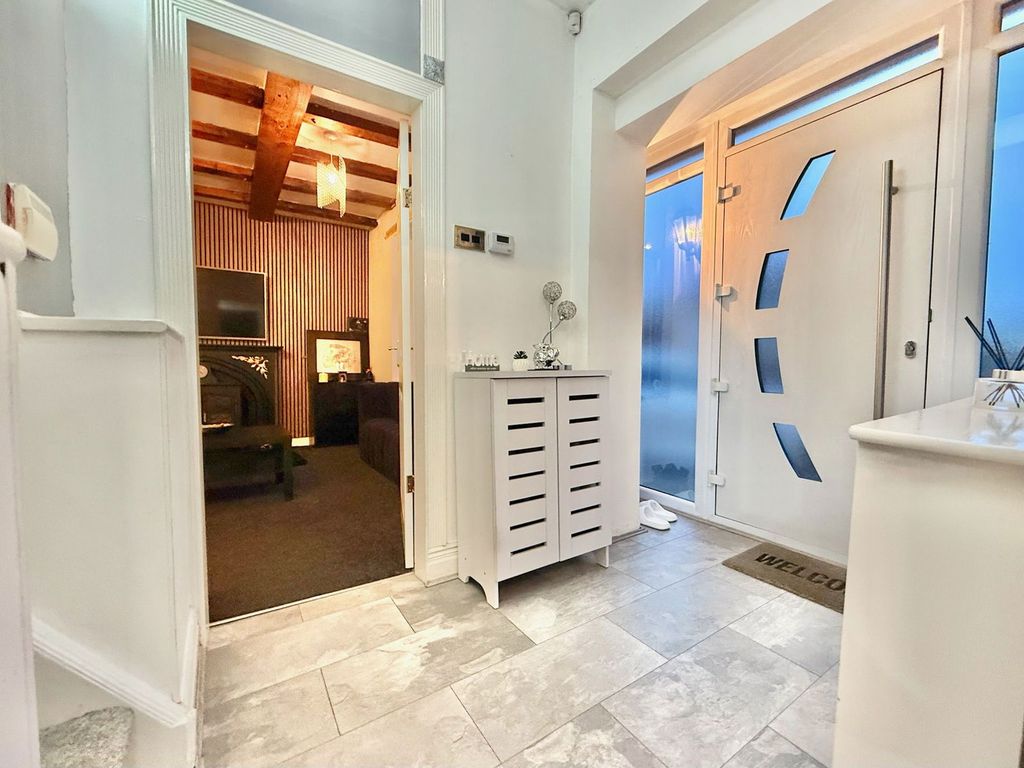 Property photo 3 of 23