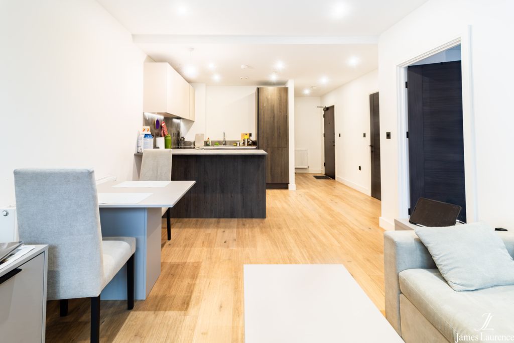 Property photo 3 of 12 8X1A7344-Hdr