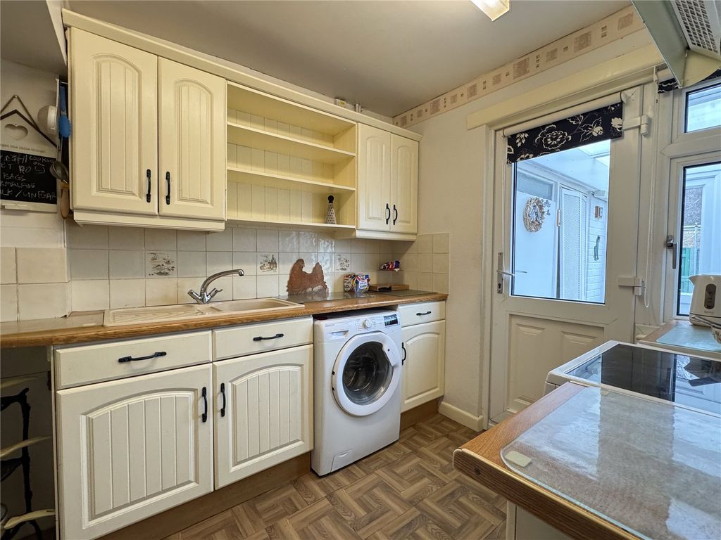 Property photo 3 of 12 Picture No. 10